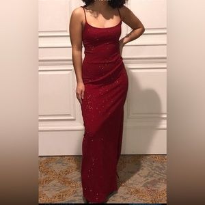 Vintage red sparkly glitter gown, lace up/open back with side slit (Jessica 🐰)